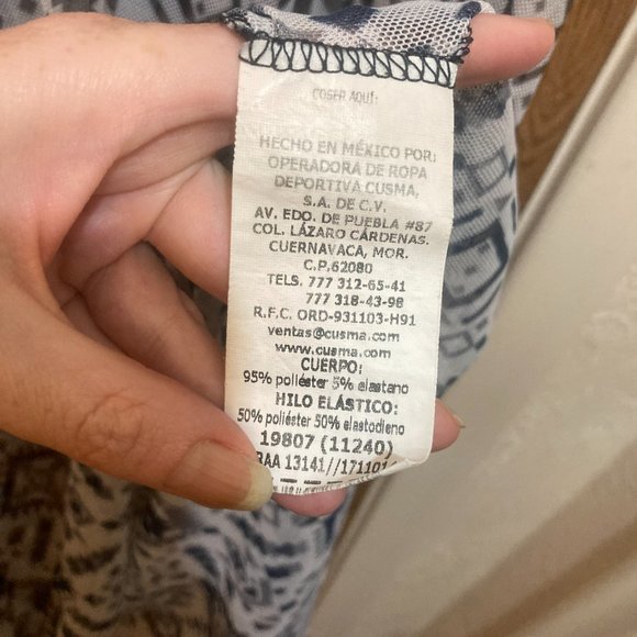 Beach cover up - Picture 7 of 9